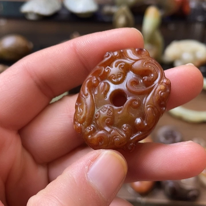 和田玉（糖玉）未镶嵌颈饰
