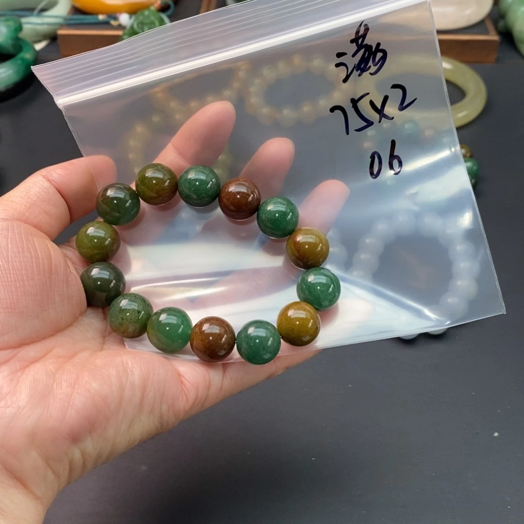 石英质玉手链未镶嵌满****好