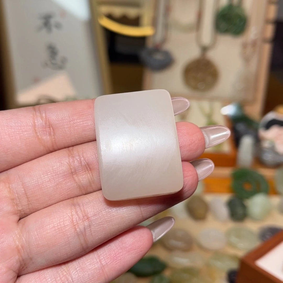 和田玉颈饰未镶嵌兮*