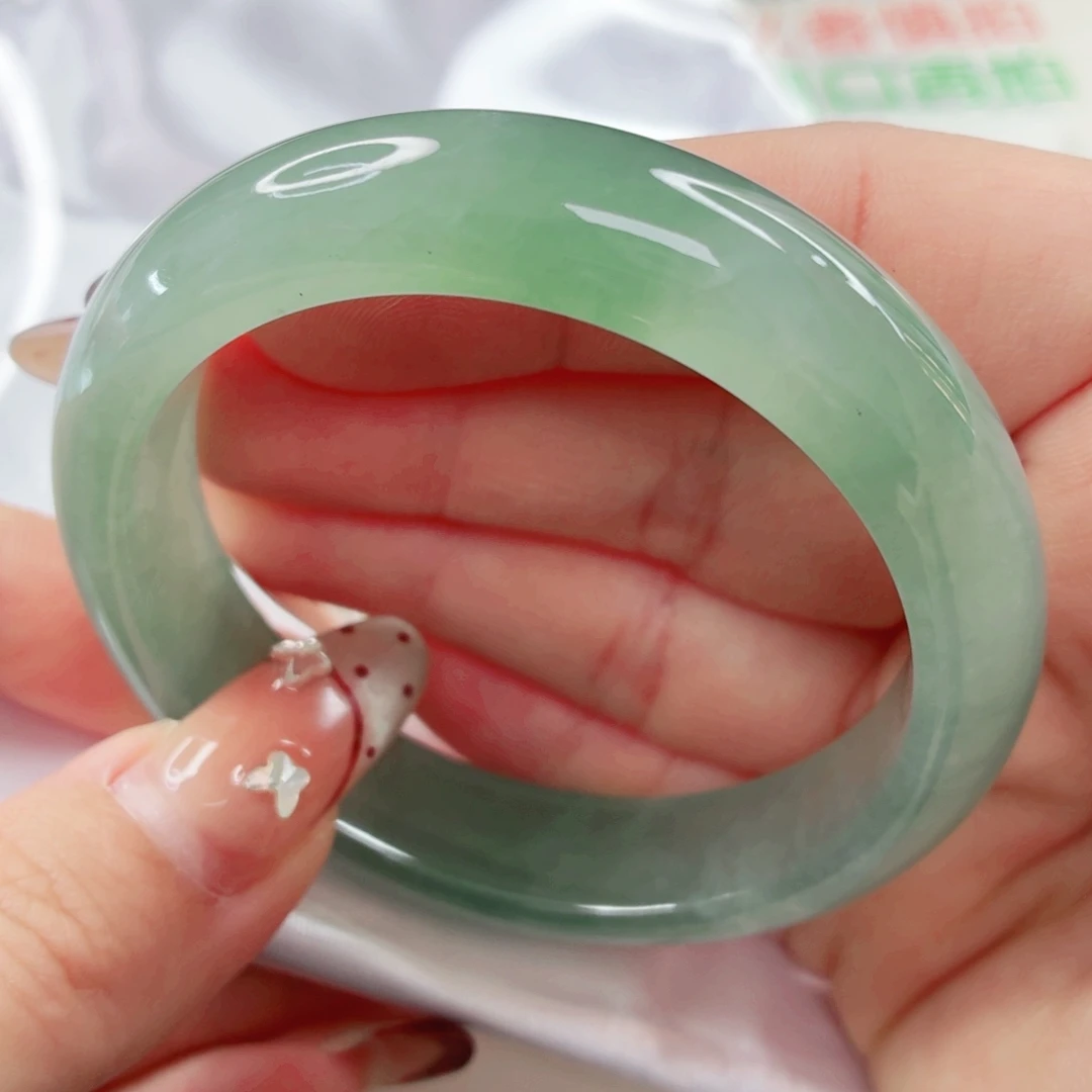 翡翠未镶嵌手镯53.1x249