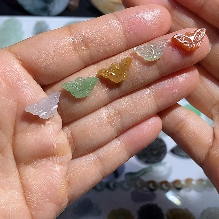 定制翡翠未镶嵌蝴蝶