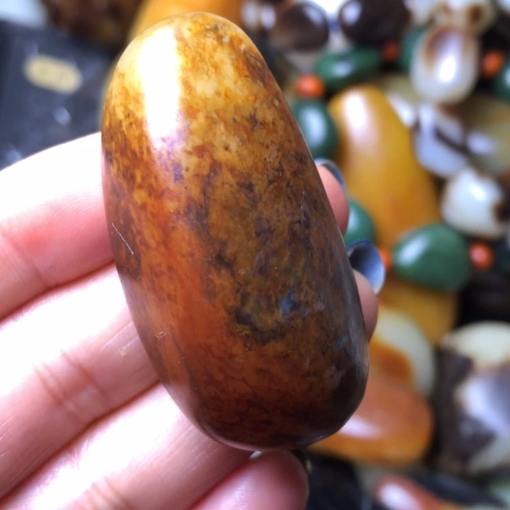 和田玉未镶嵌珠宝奇石