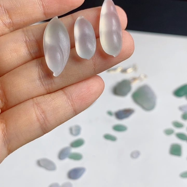 定制翡翠未镶嵌何*霞豆子