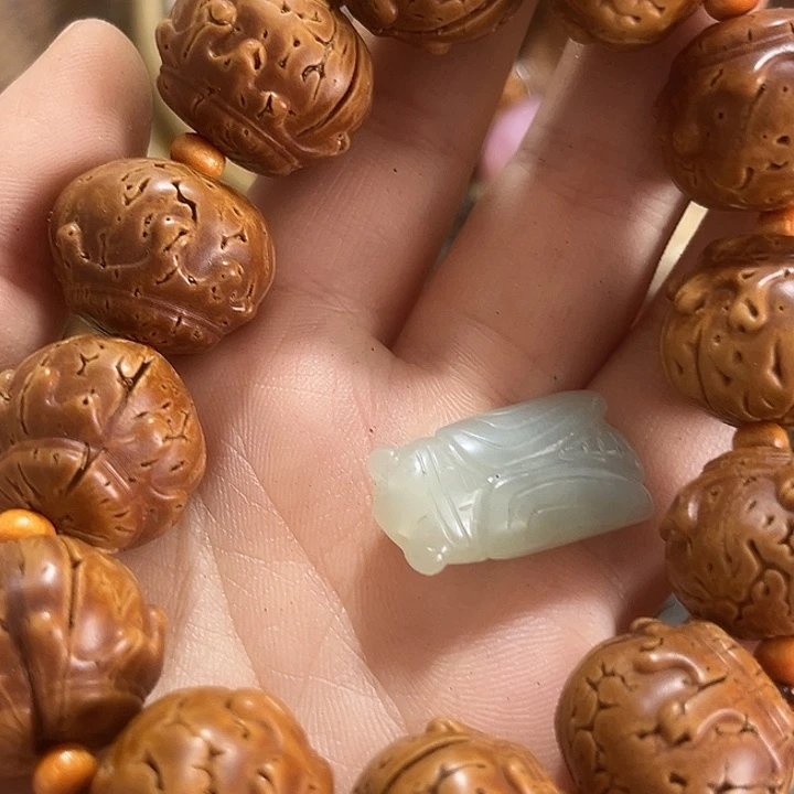 馨***成瓷片我不敢接他手机号