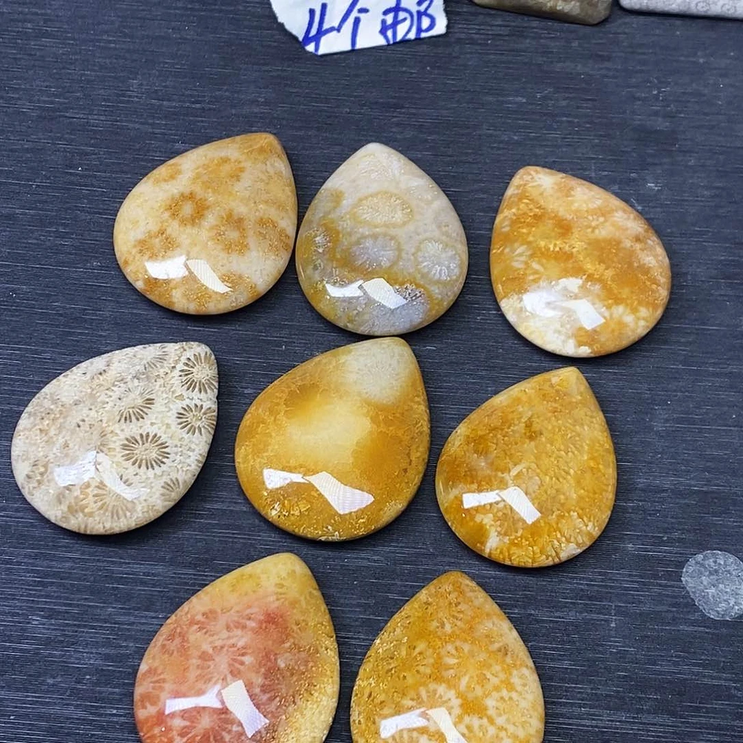 硅化玉颈饰合金孤***者吊坠