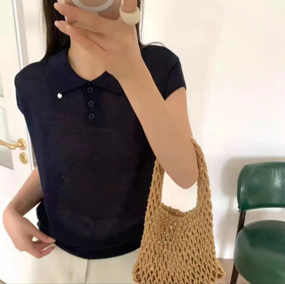 圆片翻领冰丝针织短袖