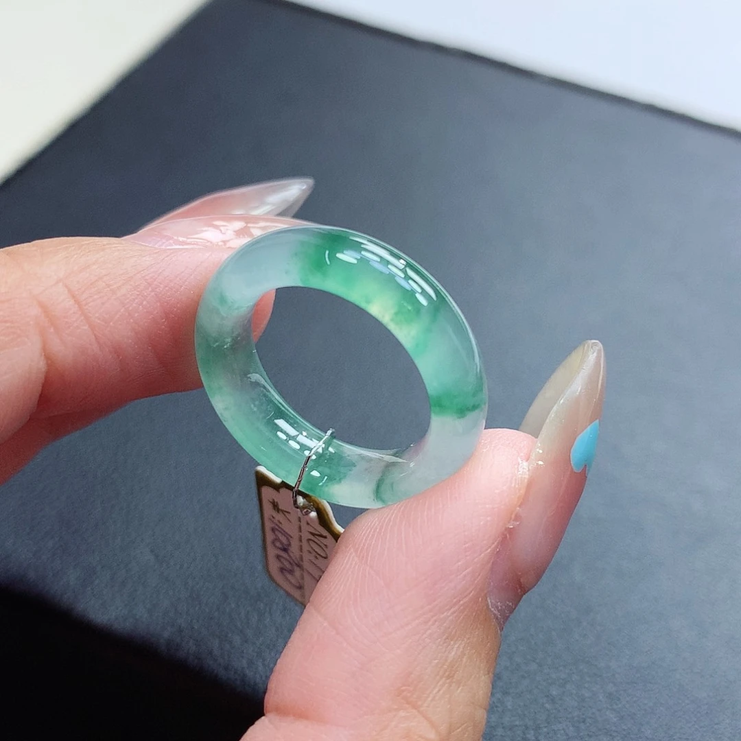 翡翠戒指未镶嵌14号