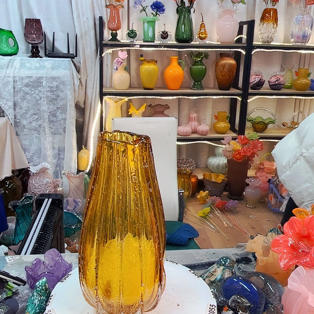 琥珀瓶家悦琉璃工艺品