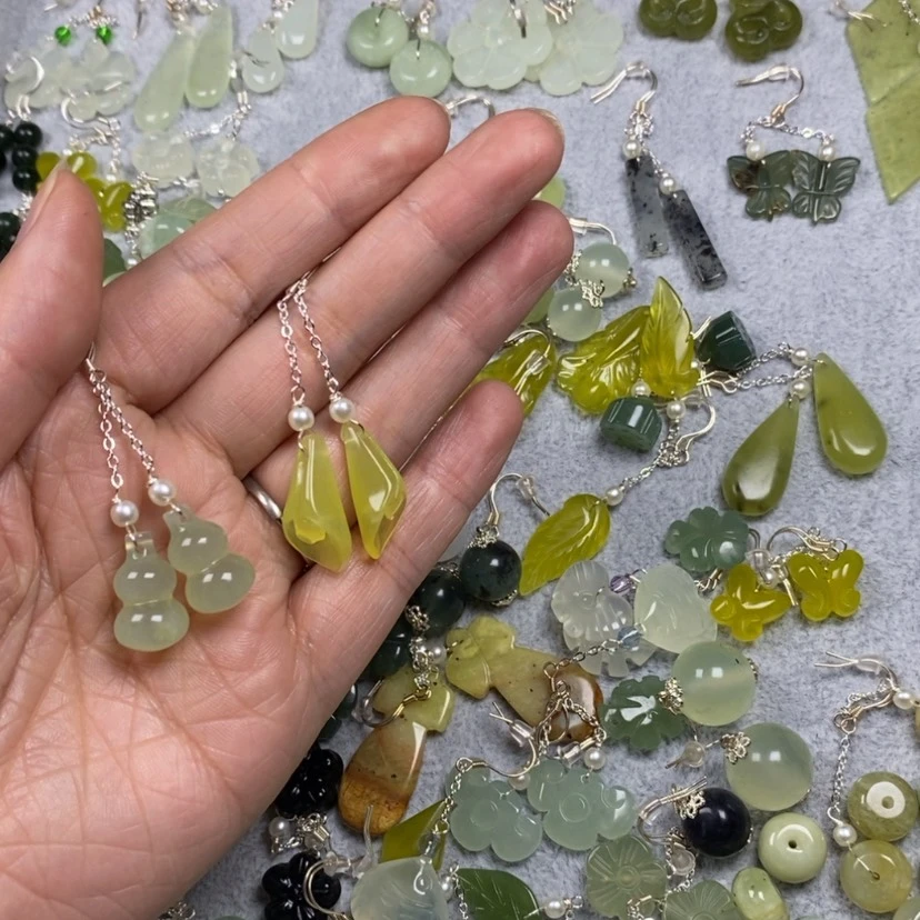 【闪购商品】蛇纹石玉挂件耳饰耳环项链未镶嵌青**雪