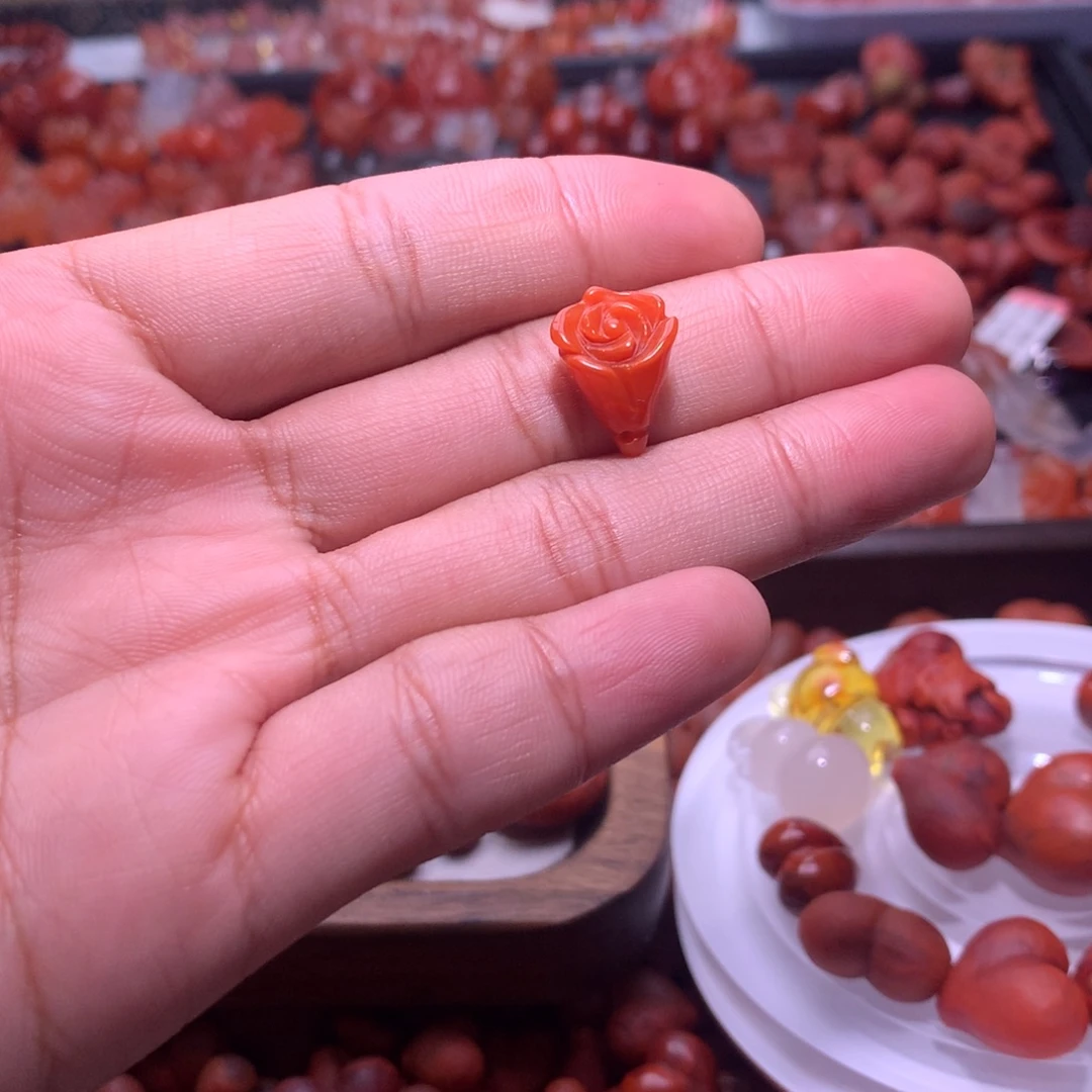 未镶嵌南红玛瑙珠宝半成品