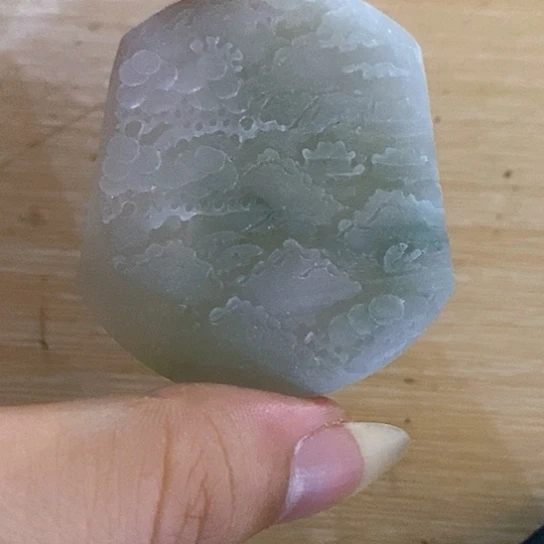 定制翡翠未镶嵌牌子