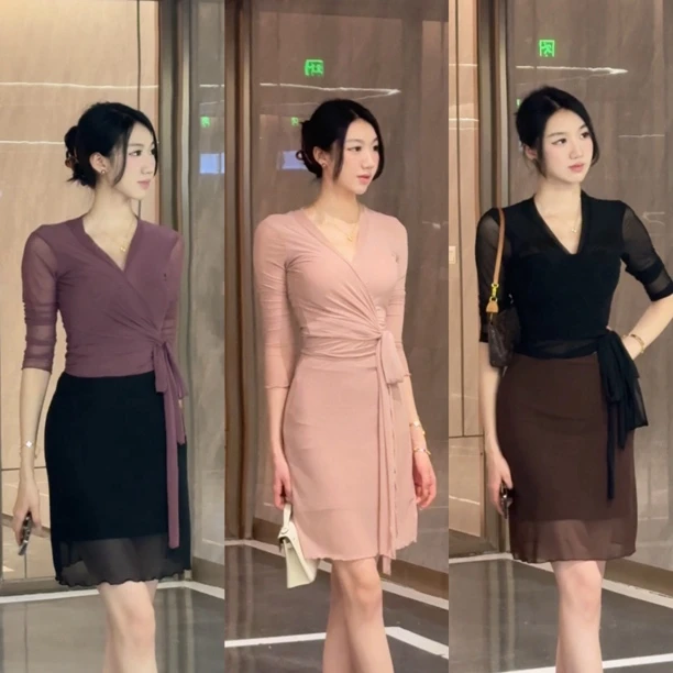 希野逸儿/双层网纱深V领交叉修身显瘦御姐纯欲性感外穿上衣女2025