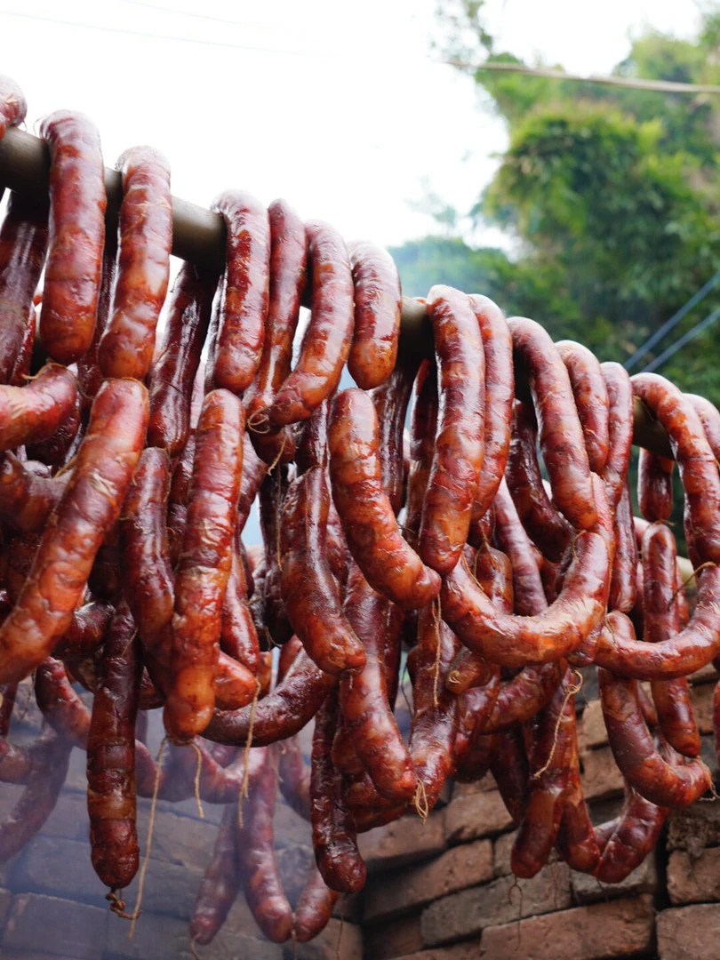 【现场称重】农家传统柏树枝烟熏腊香肠XD1