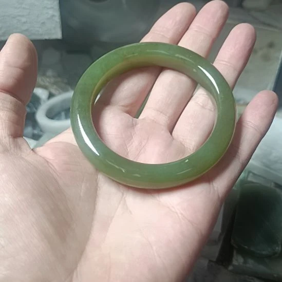 和田玉未镶嵌珠宝半成品