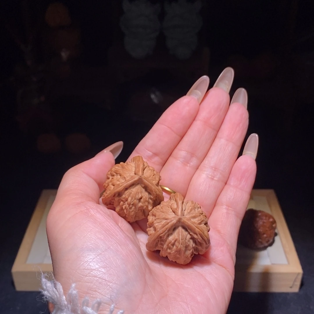 文玩核桃吊坠盘山公子帽33