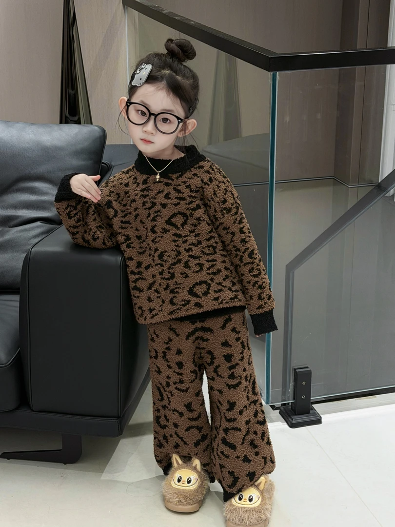 秋冬新款高品质半边绒豹纹亲子家居服套装可外穿