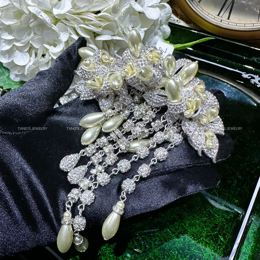 铜合金胸针 Z1100轻奢时尚百搭复古古风银色素款流苏胸针