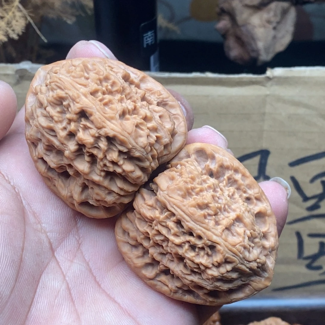 文玩核桃把件42南疆石………………