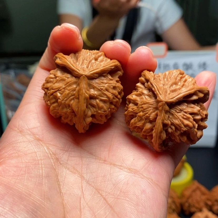 【闪购商品】把件桃核金*原7号三棱，