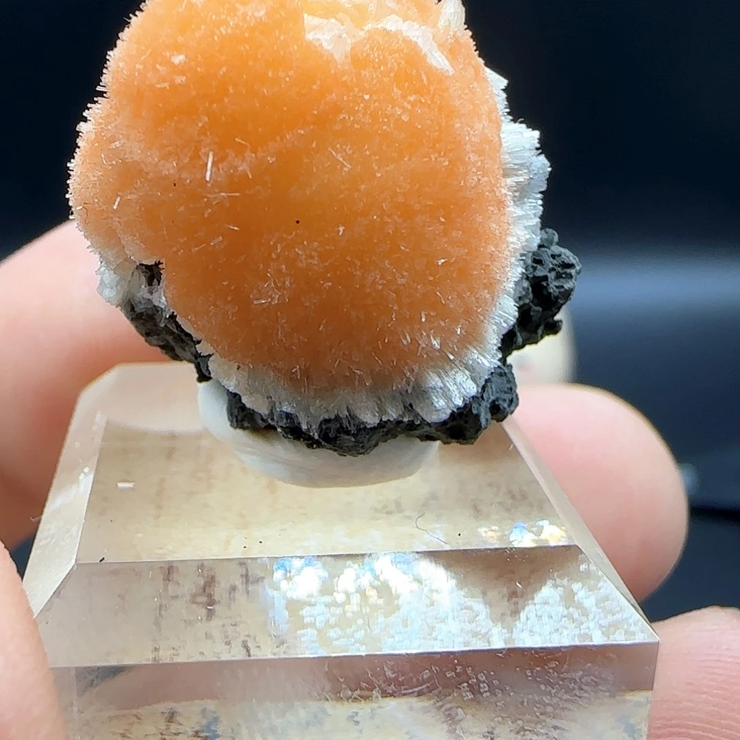有机玻璃天然矿物标本摆件