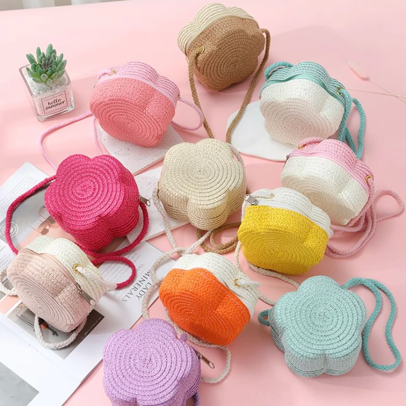 2025夏季新款草编花朵斜挎包女小巧可爱沙滩编织包