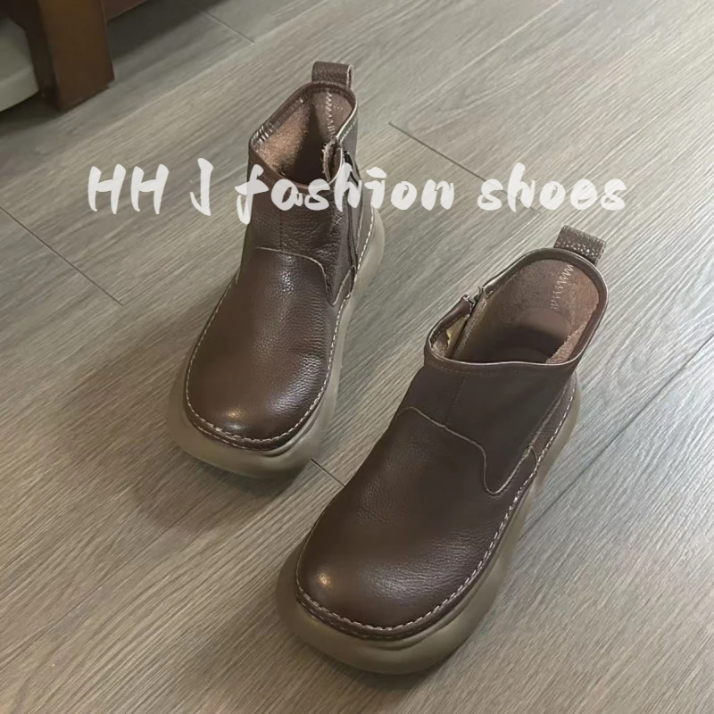 2025秋冬新款单皮短靴女圆头侧拉链时尚复古头层牛皮厚底马丁靴潮