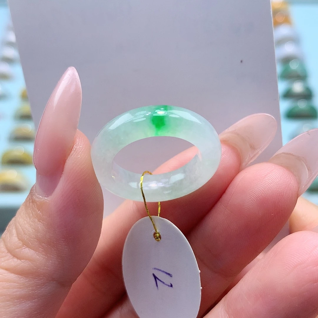 未镶嵌戒指翡翠12圈