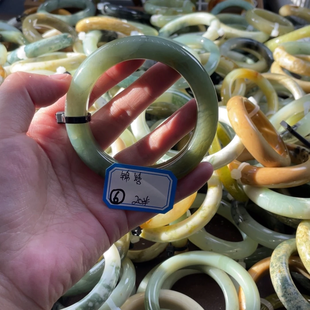 ～***绣蛇纹石玉未镶嵌手镯