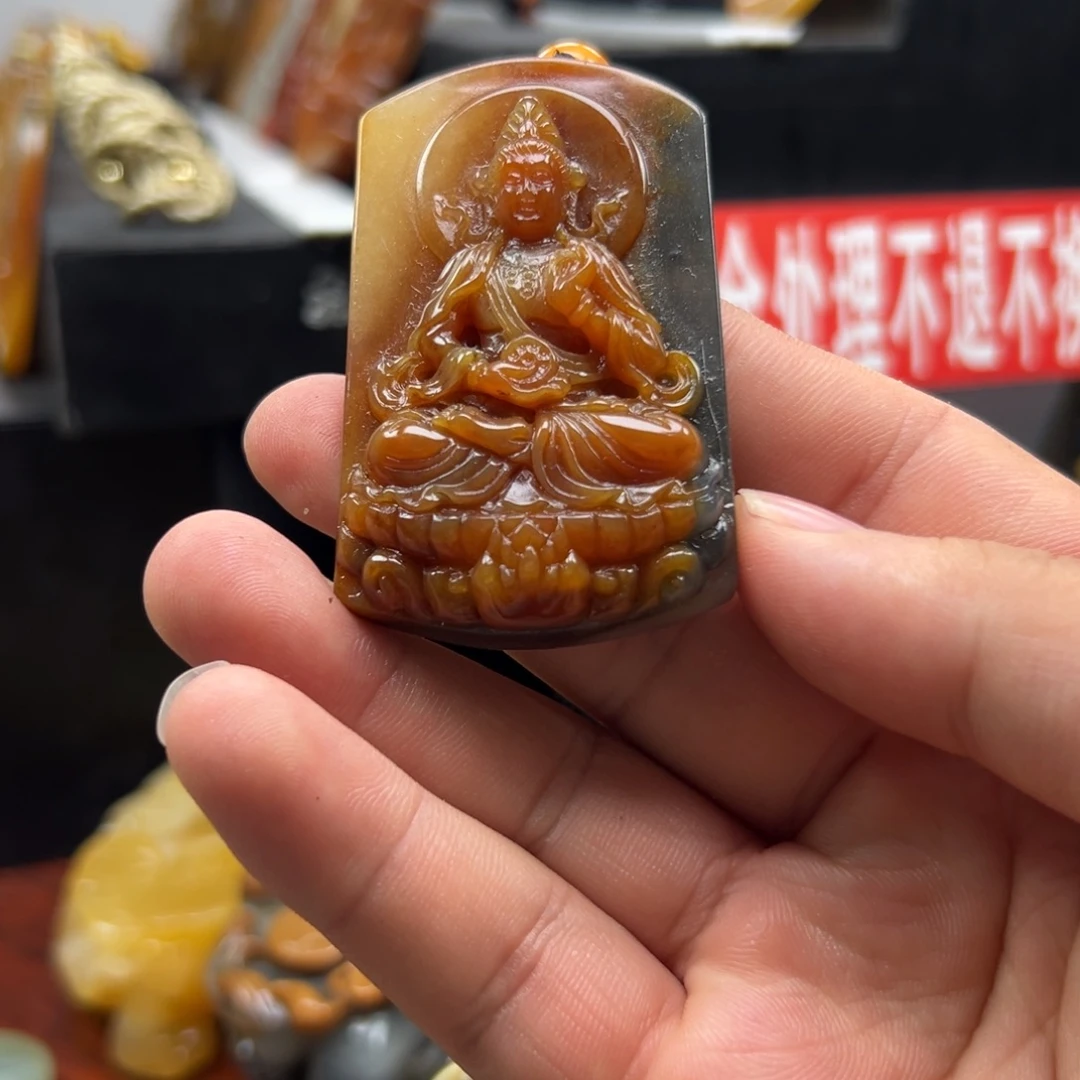 未镶嵌石英质玉（黄龙玉）黄龙玉