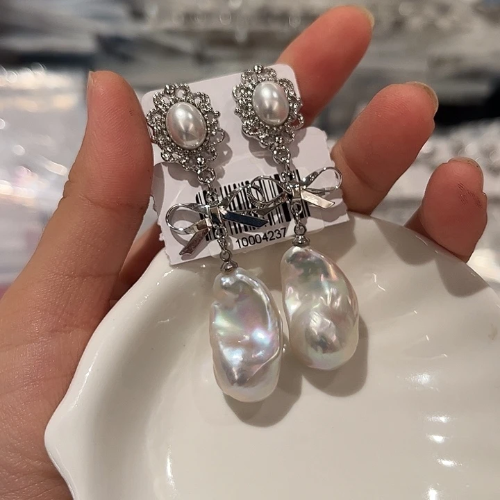 合金淡水珍珠耳饰