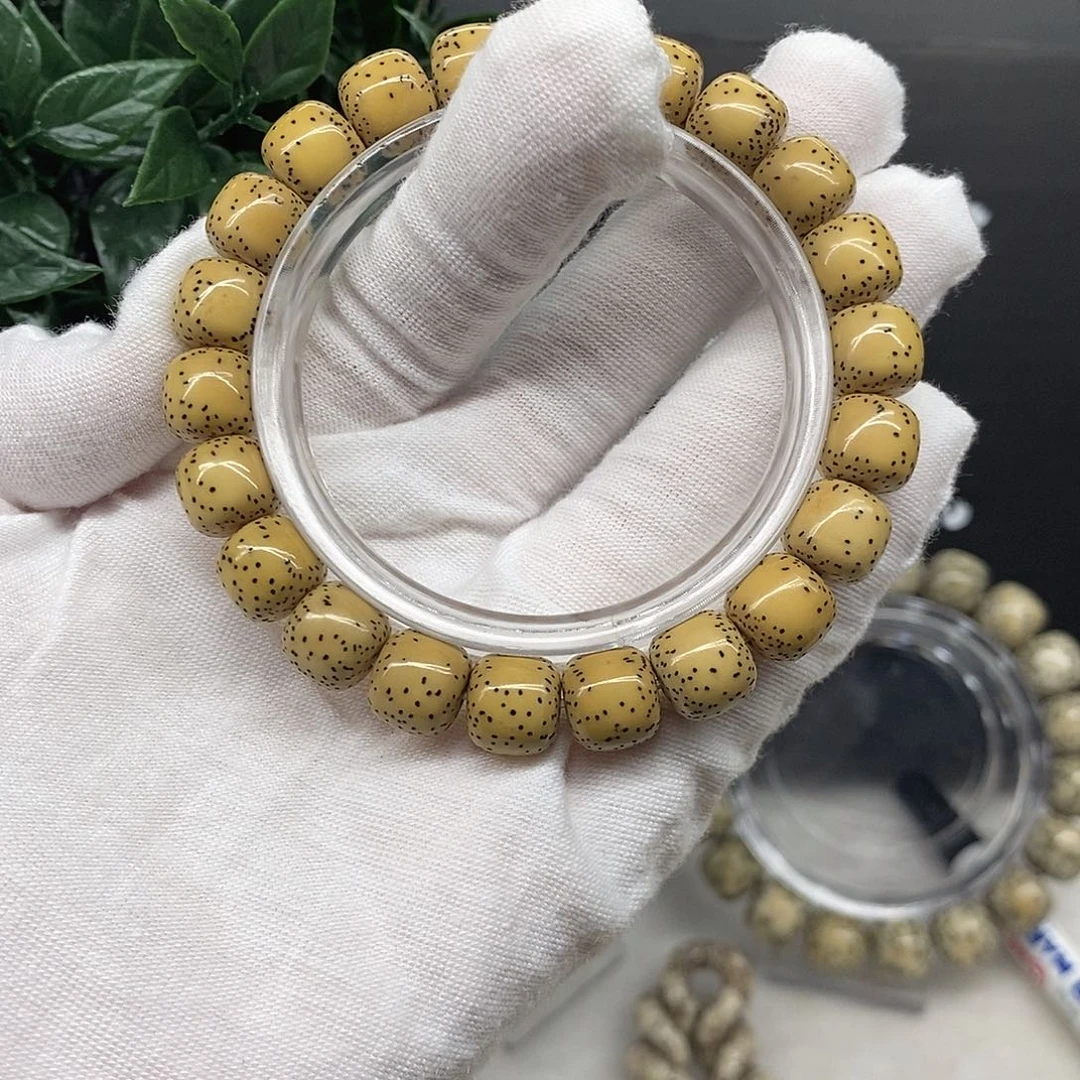 伽***蓝星月菩提手串原白
