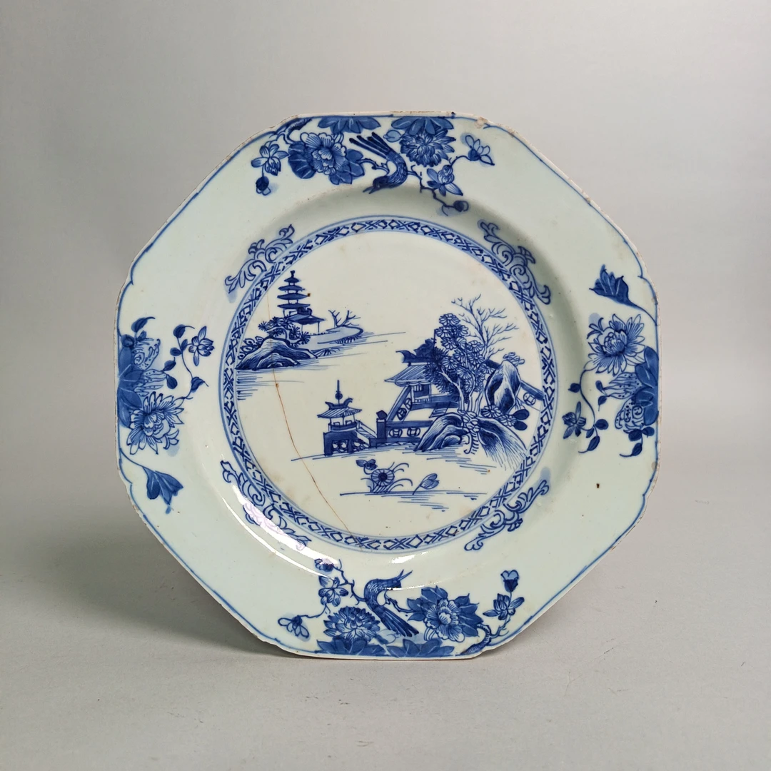 【010011180】清代 青花山水八方盘