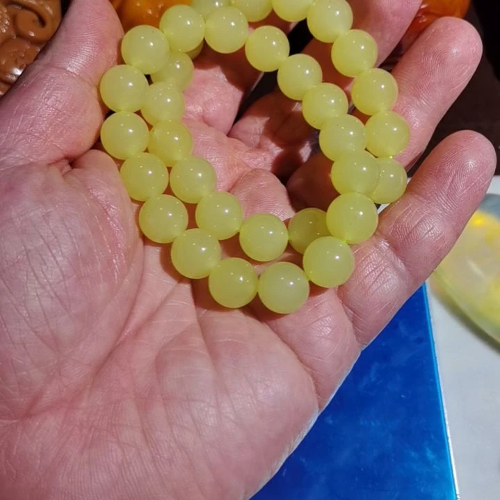 d***l和田玉（糖玉）未镶嵌珠宝奇石