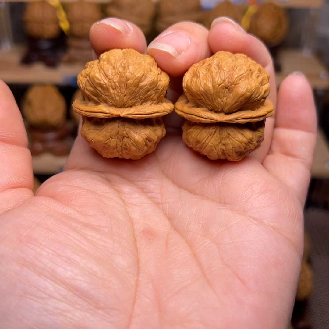 把件文玩核桃82w龙鳞舍利35尺