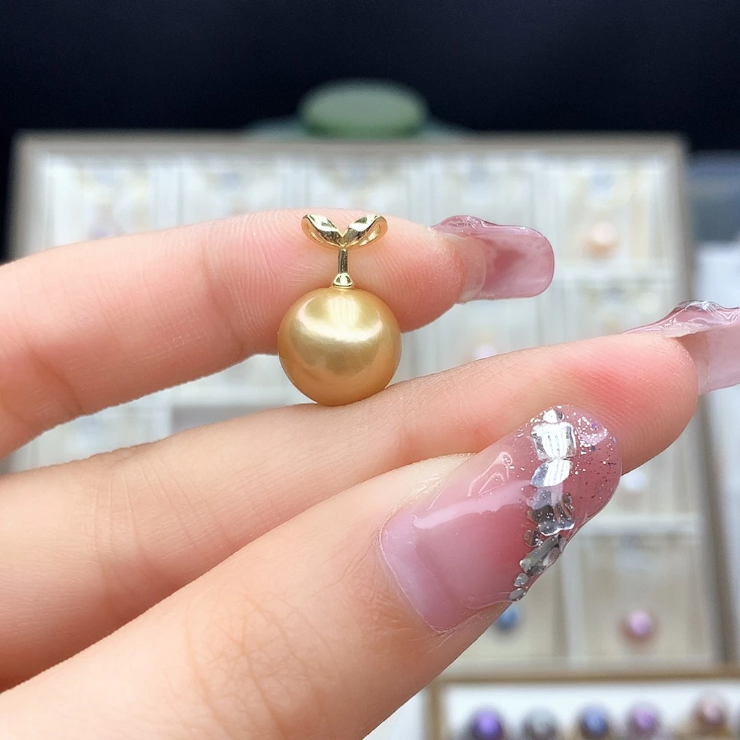 淡水珍珠颈饰合金