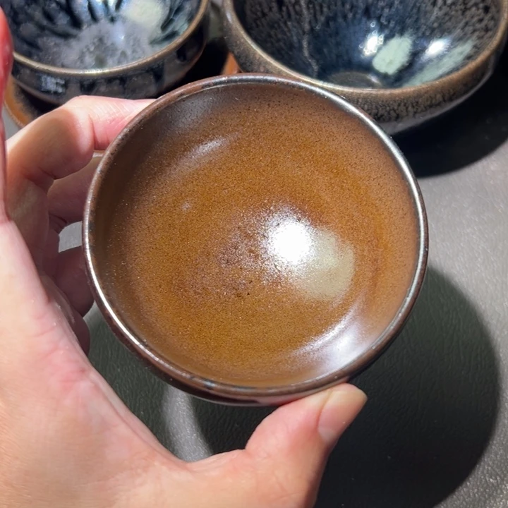 茶盏好想和她谈一下心