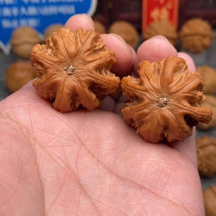 文玩核桃把件…………