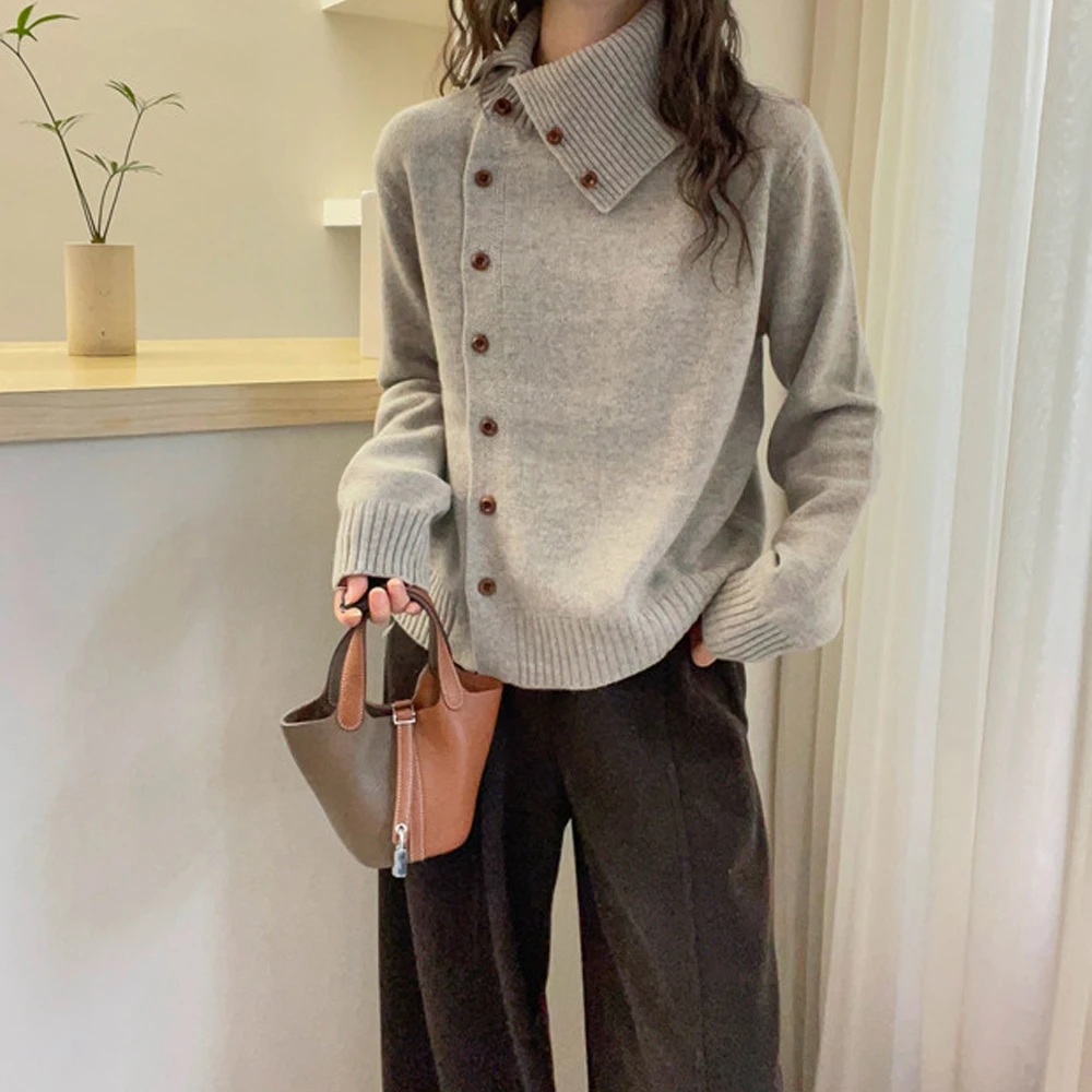 时尚洋气针织侧边扣开衫高领针织衫女秋冬新款保暖加厚洋气毛衣女