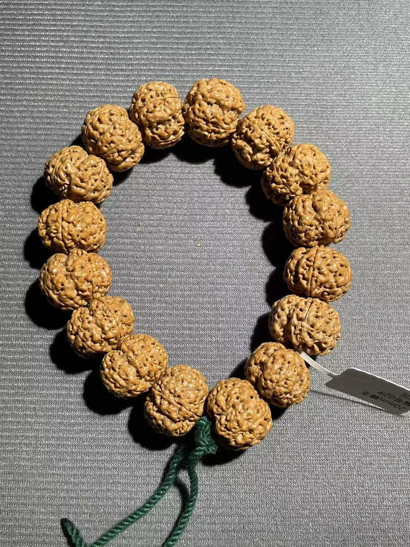 20mm蜂王编号029（已打底）金刚菩提