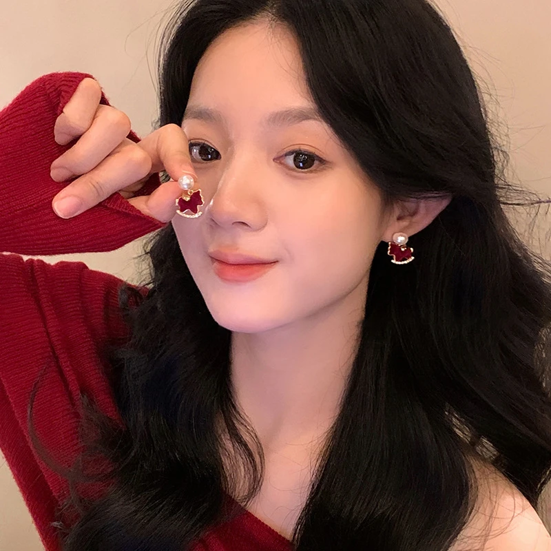 合金耳饰 韩系红色丝绒小马珍珠耳环独特漂亮耳钉气质百搭耳饰品