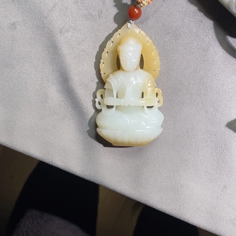 【闪购商品】和田玉把件未镶嵌云****姐