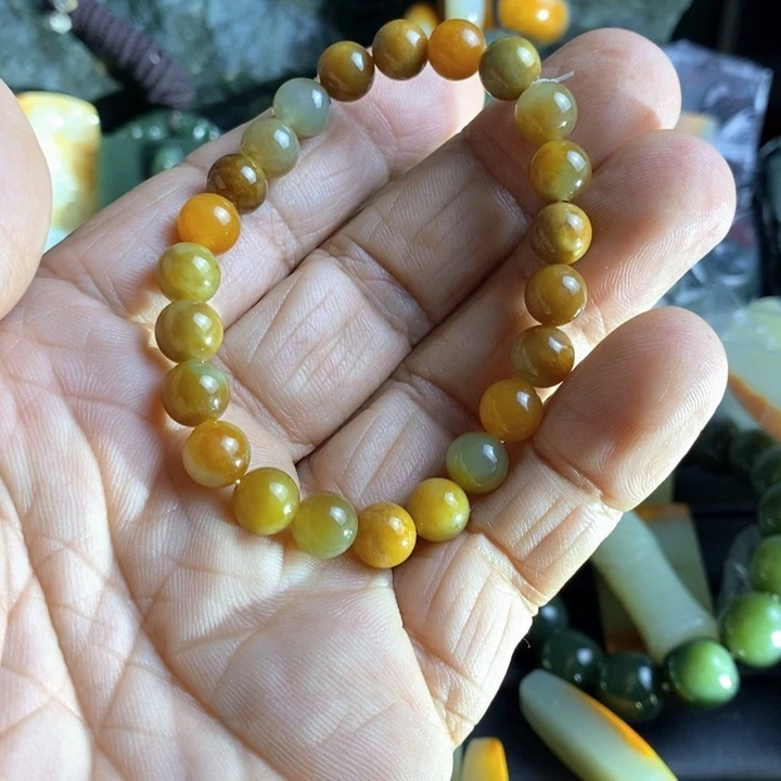 和田玉（糖玉）未镶嵌珠宝奇石