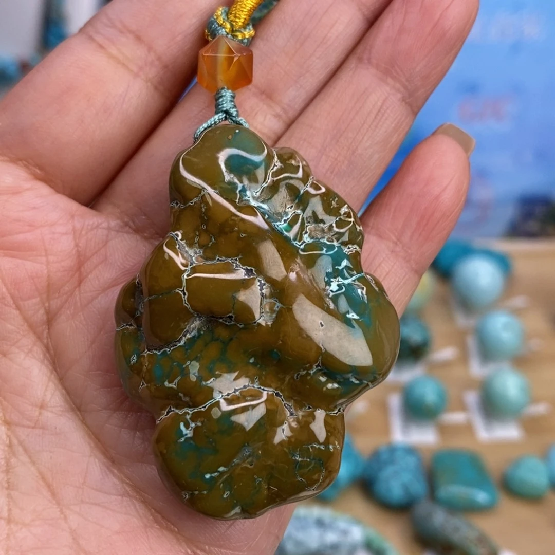 绿松石未镶嵌珠宝奇石