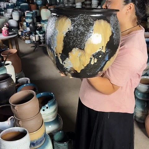 口29高28瑕疵底裂。