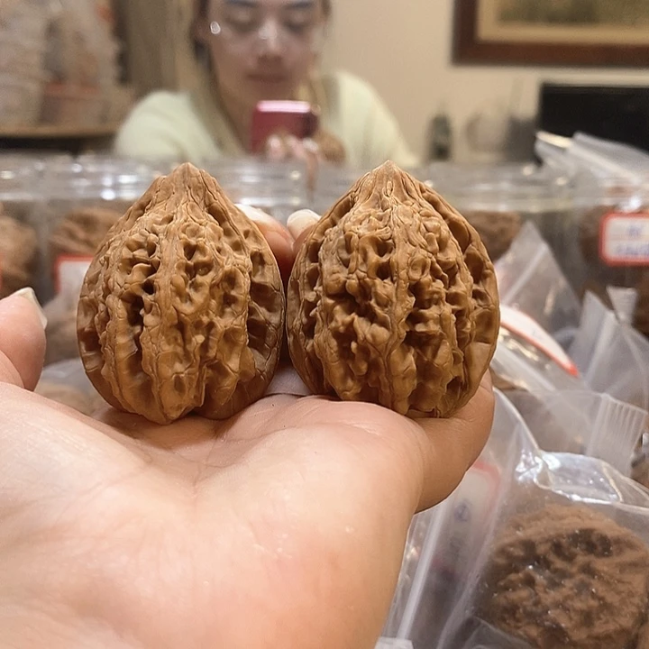 文玩核桃吊坠40大沽石