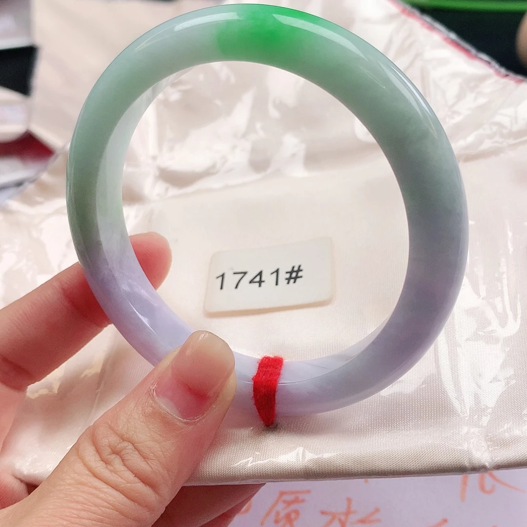 翡翠手镯未镶嵌59圈1741