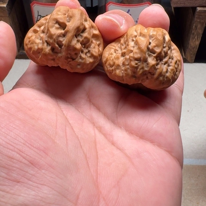 六***车吊坠文玩核桃41蛙饼