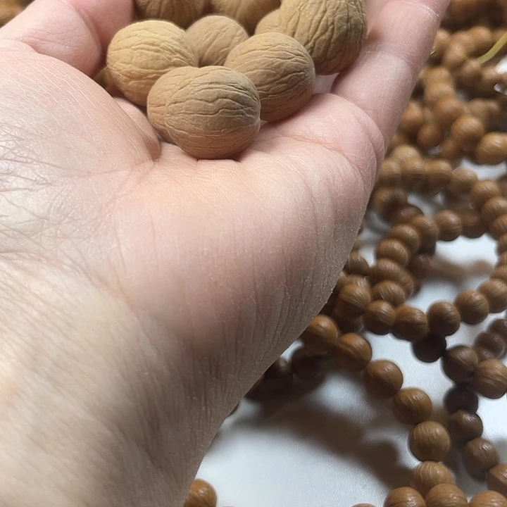 猴头核桃手串40颗1.7的40颗1.9各送3颗