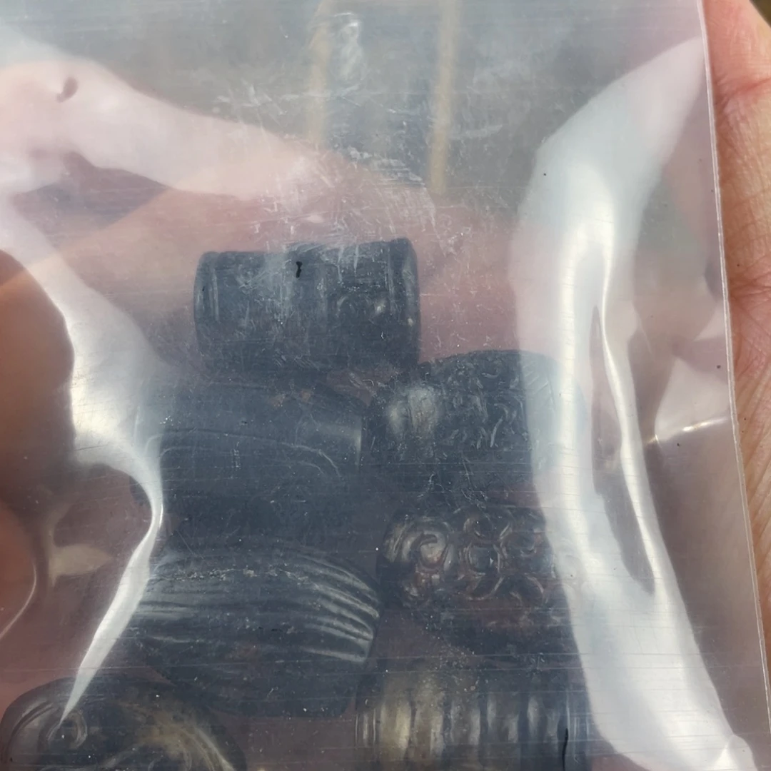 用***3和田玉（糖玉）未镶嵌挂件