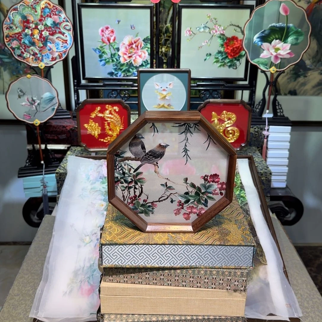 刺绣刺绣工艺精湛